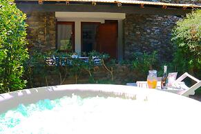 Villino Kenzia 4 Bedrooms Apartment in Stintino