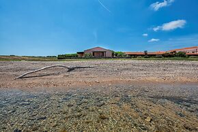 Villino Maja 2 Bedrooms Apartment in Stintino