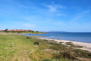 Villino Maja 2 Bedrooms Apartment in Stintino