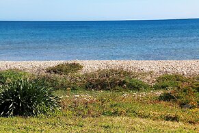 Villino Maja 2 Bedrooms Apartment in Stintino