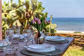 Villino Maja 2 Bedrooms Apartment in Stintino