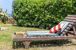 Villino Maja 2 Bedrooms Apartment in Stintino