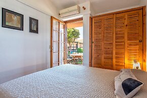Villino Maja 2 Bedrooms Apartment in Stintino