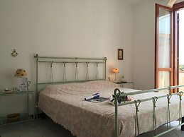 Casa Marta 4 Bedrooms Apartment in Stintino