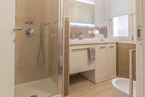 The Sweet Square Flat