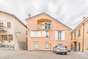 The Sweet Square Flat