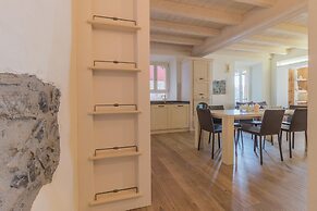 Elizabeth House Varenna