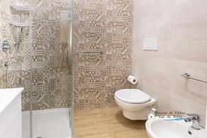 Sr-f943-ulag29a1 - Anita Apartment