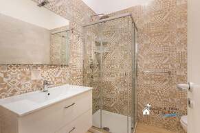 Sr-f943-ulag29a1 - Anita Apartment