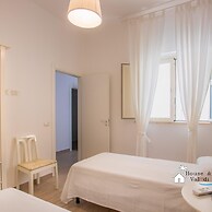 Sr-f943-ulag29a1 - Anita Apartment