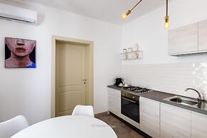 Sr-f943-pmic17ar - Alma Suite