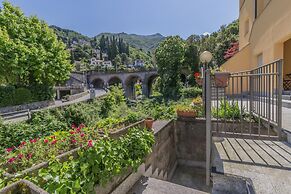 Amazing Life House in Varenna