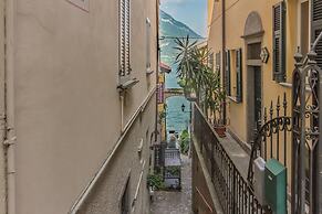 Casa Camelia Varenna