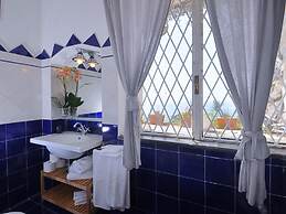 Villa With Terrace and sea View in Ravello ID 3196