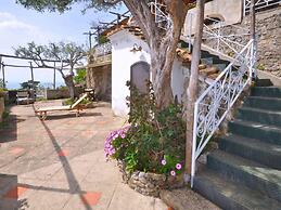 Villa With Terrace and sea View in Ravello ID 3196