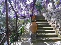 Villa With Terrace and sea View in Ravello ID 3196