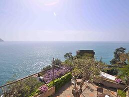 Villa With Terrace and sea View in Ravello ID 3196