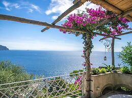 Villa With Terrace and sea View in Ravello ID 3196