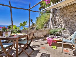 Villa With Terrace and sea View in Ravello ID 3196
