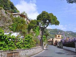Villa With Terrace and sea View in Ravello ID 3196