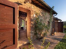 Apartment in Chianti With Pool ID 3939