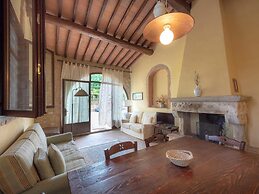 Apartment in Chianti With Pool ID 3939