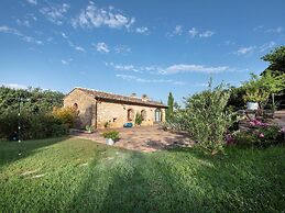 Apartment in Chianti With Pool ID 450
