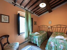 Apartment in Chianti With Pool ID 450