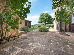 Apartment in Chianti With Pool ID 450