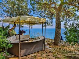 Luxury Room With sea View in Amalfi ID 3928