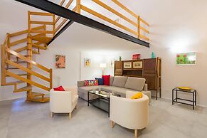 Casana on Christmas Alley by Napoliapartments