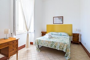 Lopez 20 - a Big Family Apartment