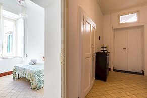 Lopez 20 - a Big Family Apartment