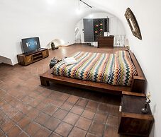 The Rock Apartment in Napoli