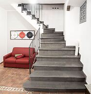 The Rock Apartment in Napoli