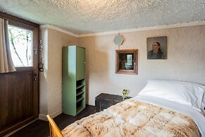 Co-d462-ariv21at - The Writer s Nest