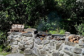 Co-d462-ariv21at - The Writer s Nest