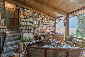 Co-d462-ariv21at - The Writer s Nest