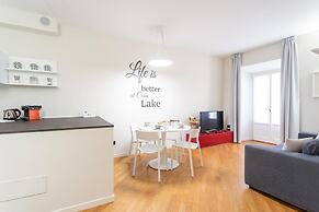 White Flat in Como City Center