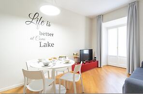 White Flat in Como City Center