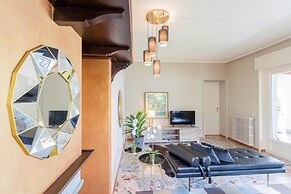 Villa Bianca - Front Lake Pool