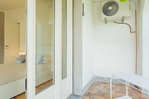 Villa Bianca - Front Lake Pool