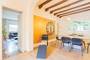 Villa Bianca - Front Lake Pool