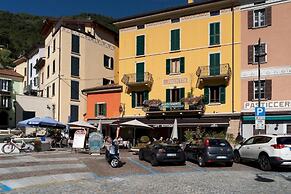 Co-a391-caal49a1 - Family Nest on Lake Como