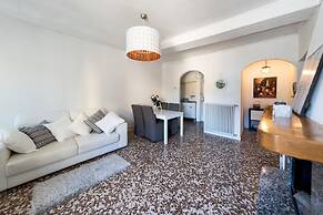 Co-a391-caal49a1 - Family Nest on Lake Como