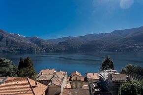 Co-b730-alem2bt - Lovely Apartment Overlooking the Lake