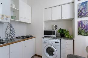 Co-c933-ggar24d1 - Love Smile Apartment