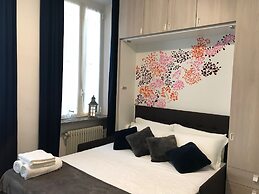 Co-c933-ggar24d1 - Love Smile Apartment