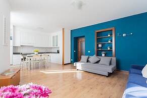 Co-m341-rteo16at - Family Lake Apartment