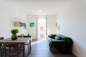 Co-c933-ggar24c4 - Central Green Apartment